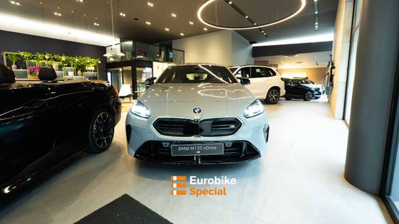 BMW M 135i 2.0 16V TURBO GASOLINA XDRIVE STEPTRONIC BMW M 135i 2.0 16V TURBO GASOLINA XDRIVE STEPTRONIC